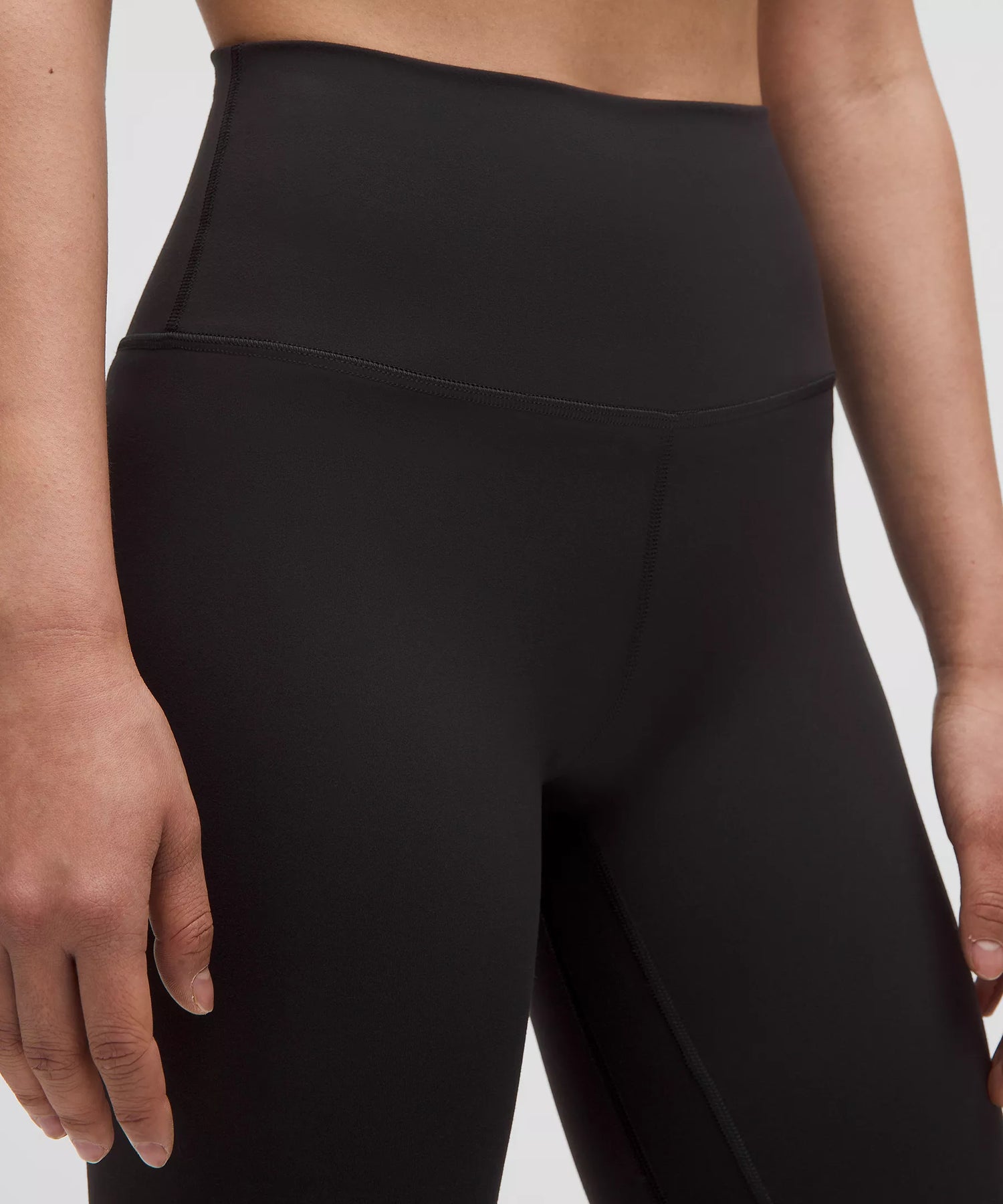 High-Rise Legging – Black– LULU Factory